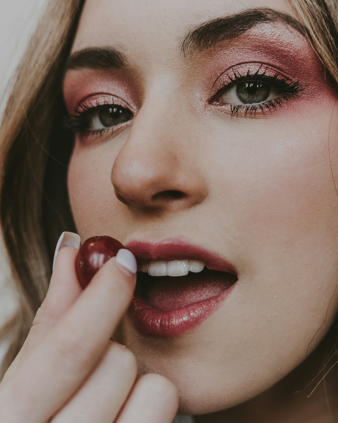 Editorial Makeup Service
